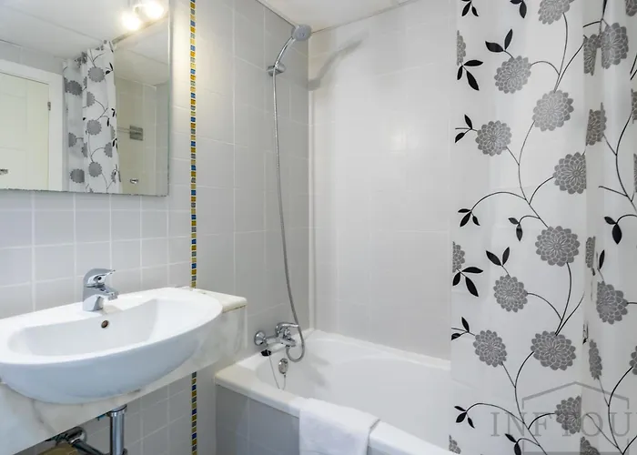 Inftour Plaza Mayor Apartment *